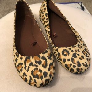 Leopard print ballet flats